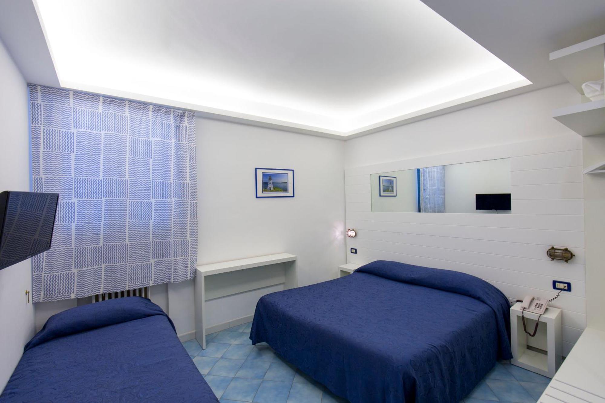 Familienzimmer mit Meerblick