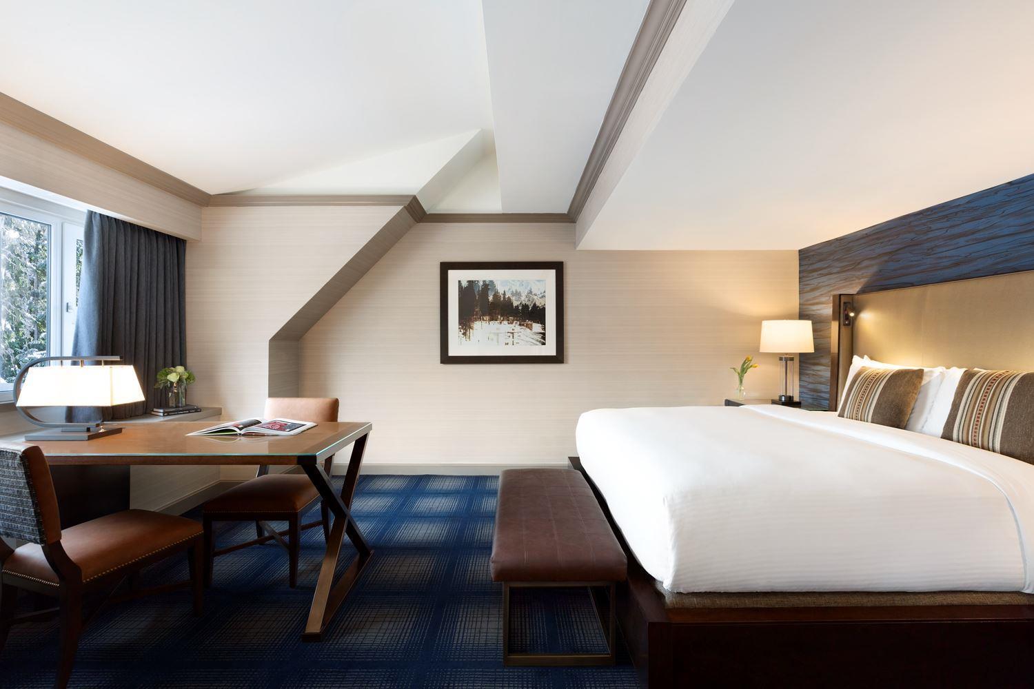 Alpine Suite mit Kingsize-Bett und Aussicht