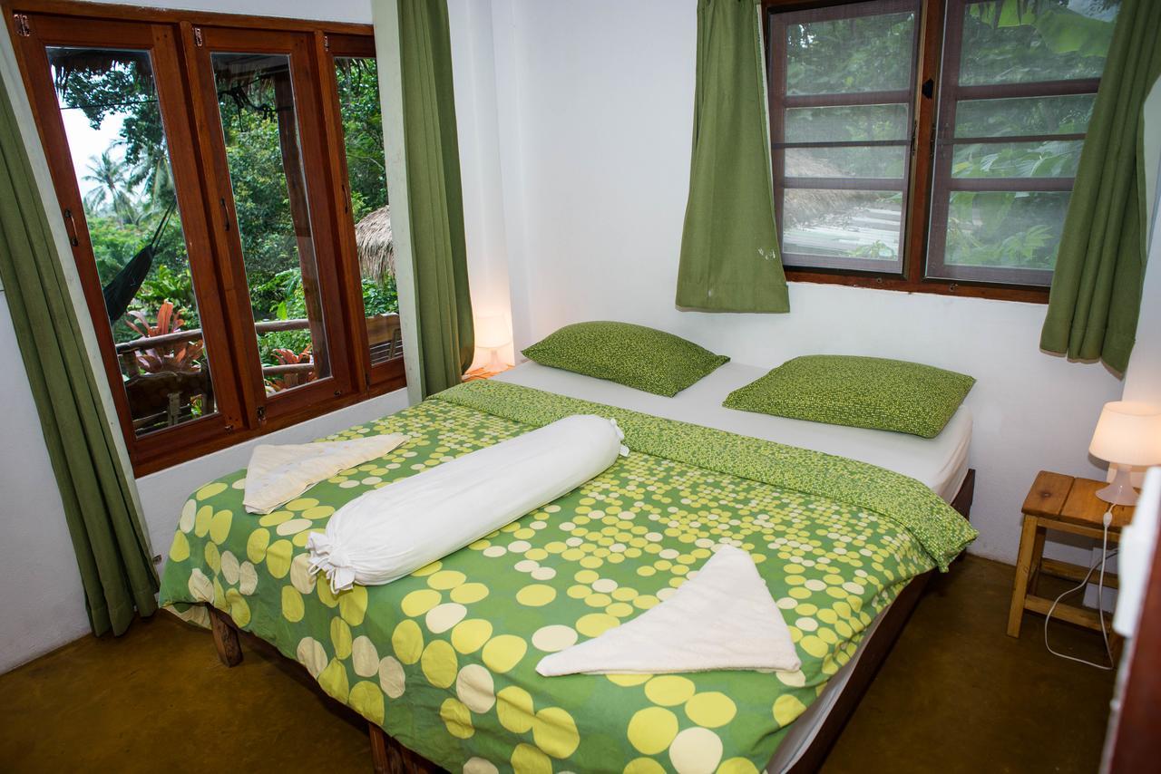 Deluxe Bungalow mit Poolblick