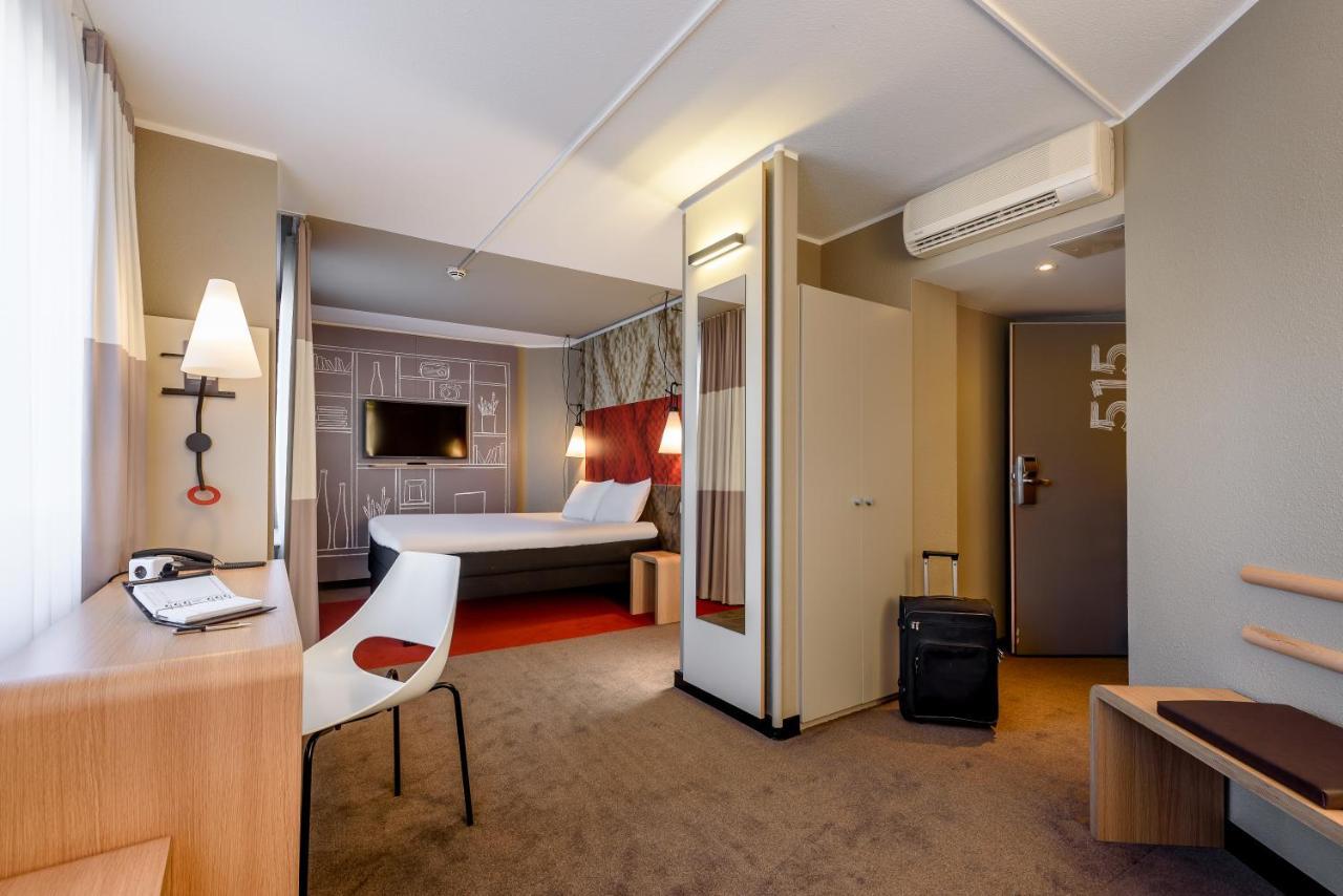 Superior Familienzimmer mit Doppelbett und Sofa für Kinder