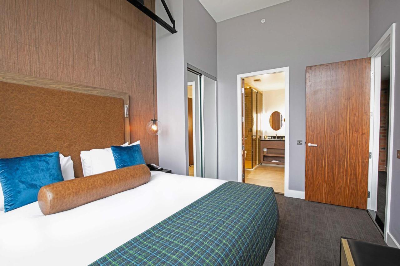 Executive Suite mit 1 Schlafzimmer, 1 Kingsize-Bett, Schlafsofa und Küche