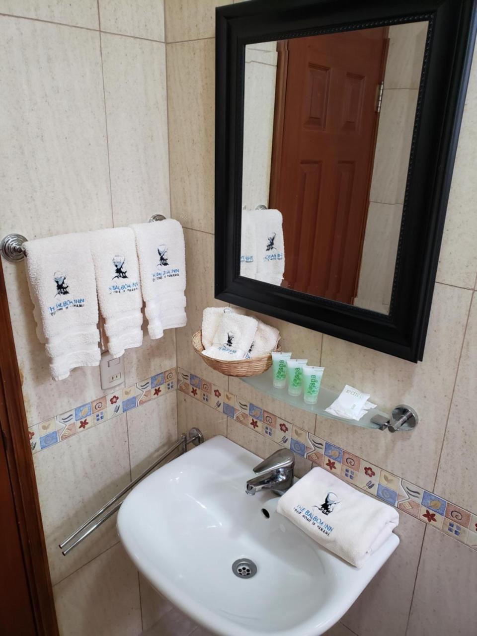 Deluxe Doppelzimmer mit 2 Doppelbetten