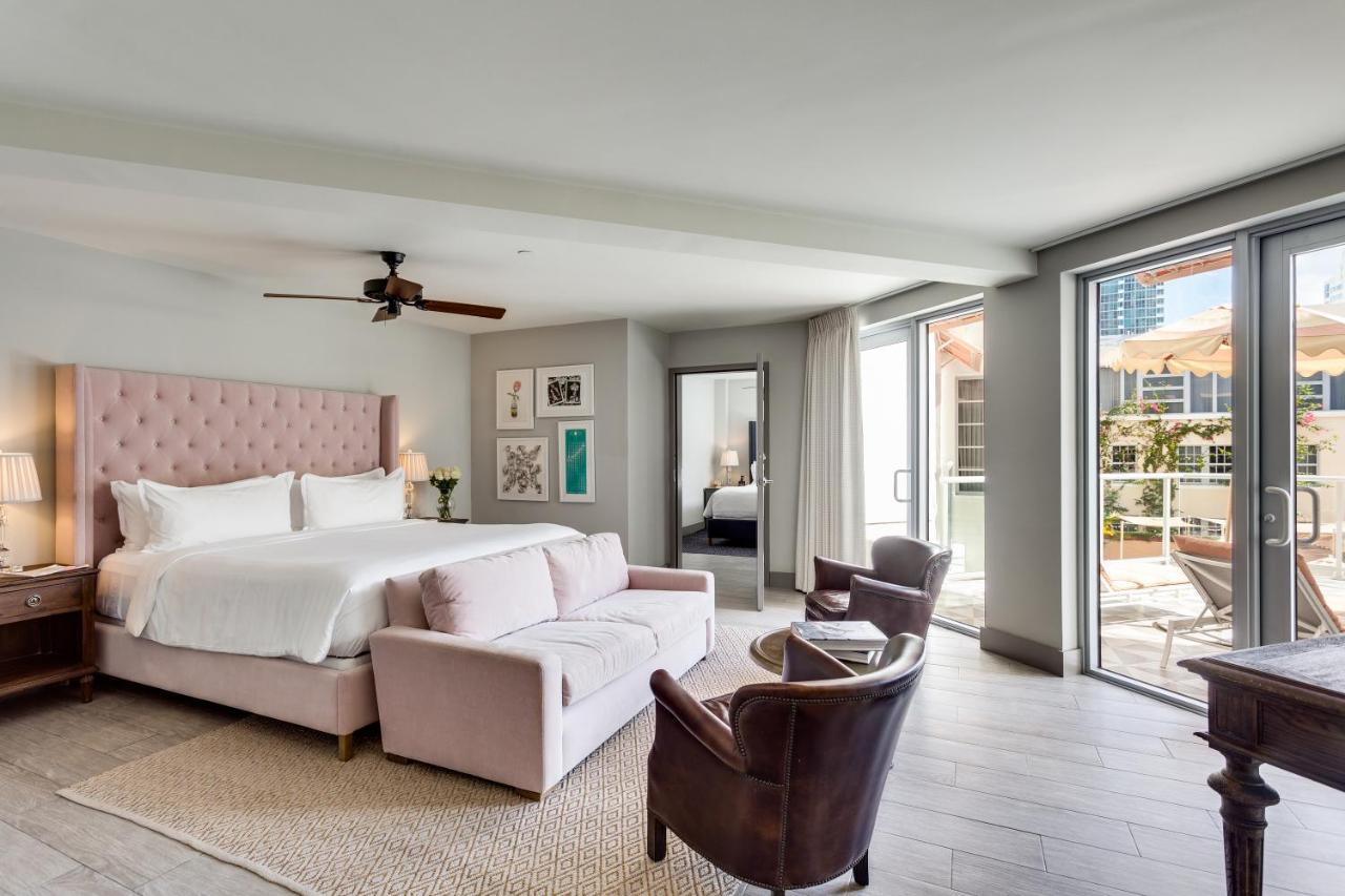 Suite mit 3 Schlafzimmern und Poolblick