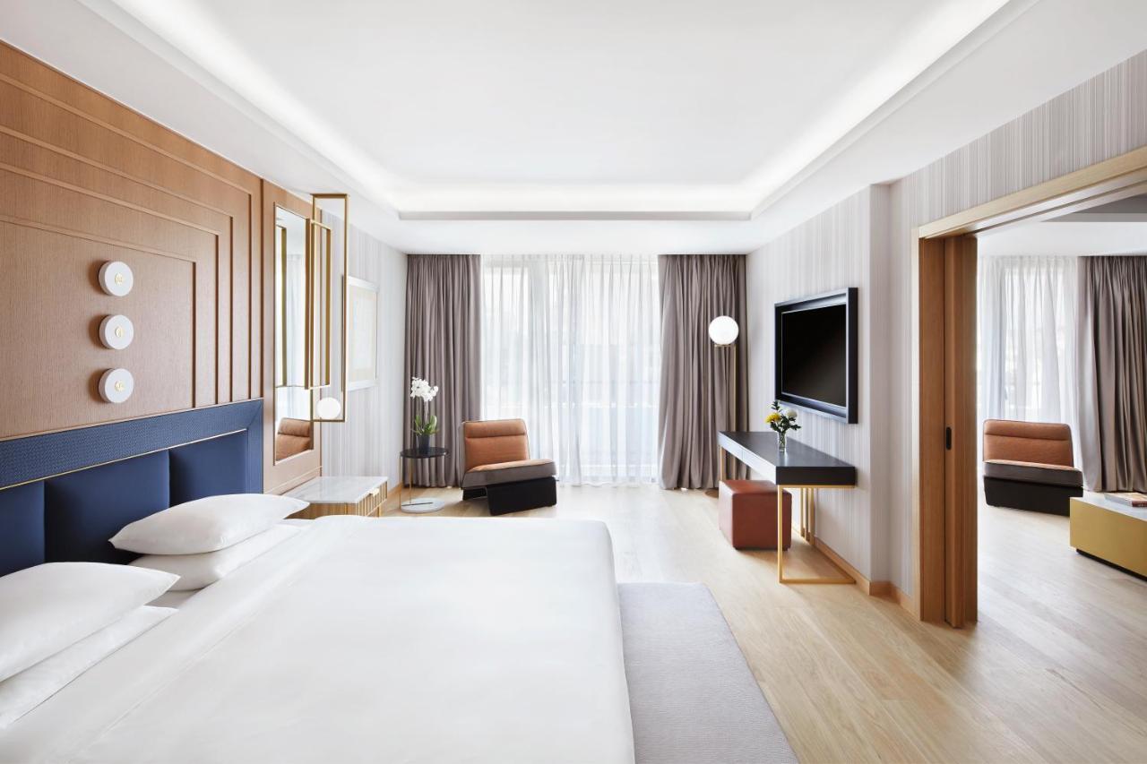 Ecksuite mit Kingsize-Bett