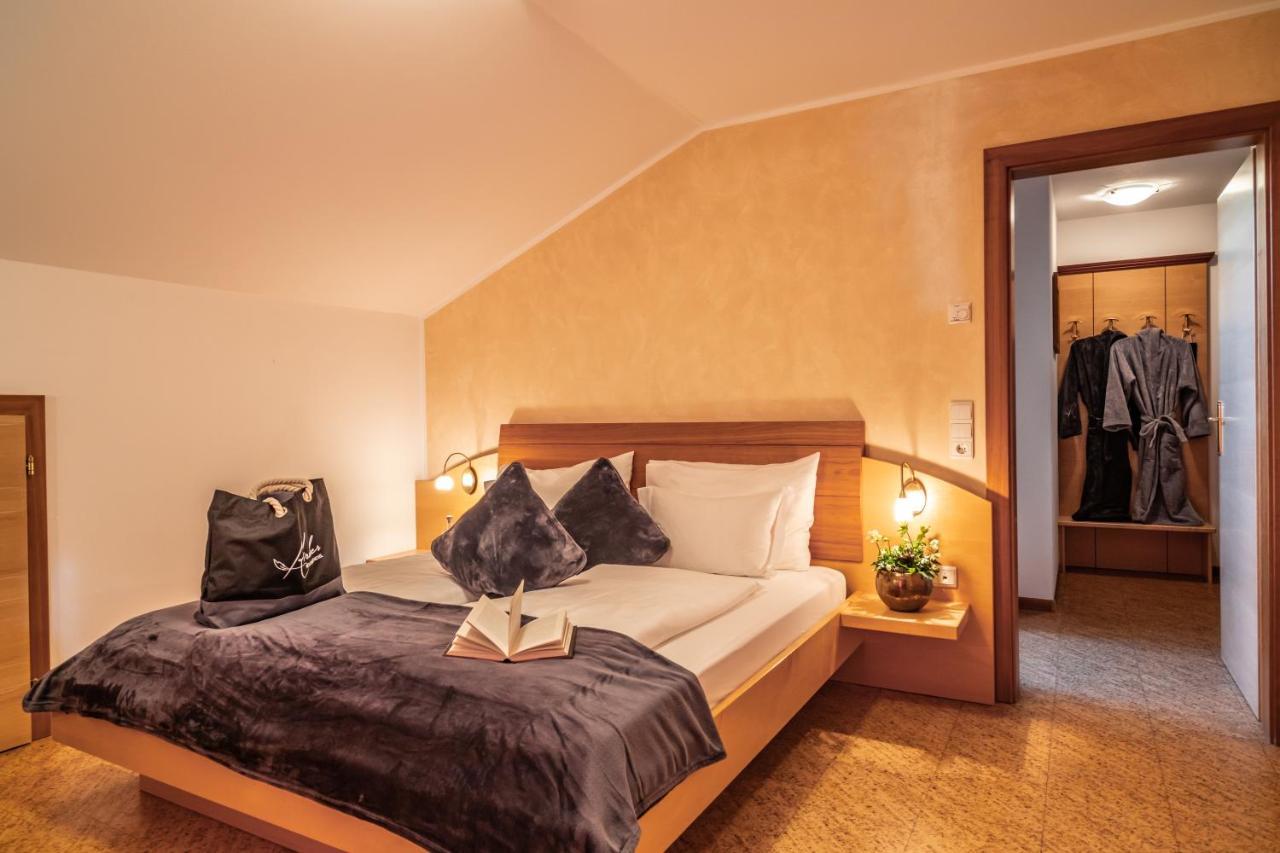 Familienzimmer mit Balkon