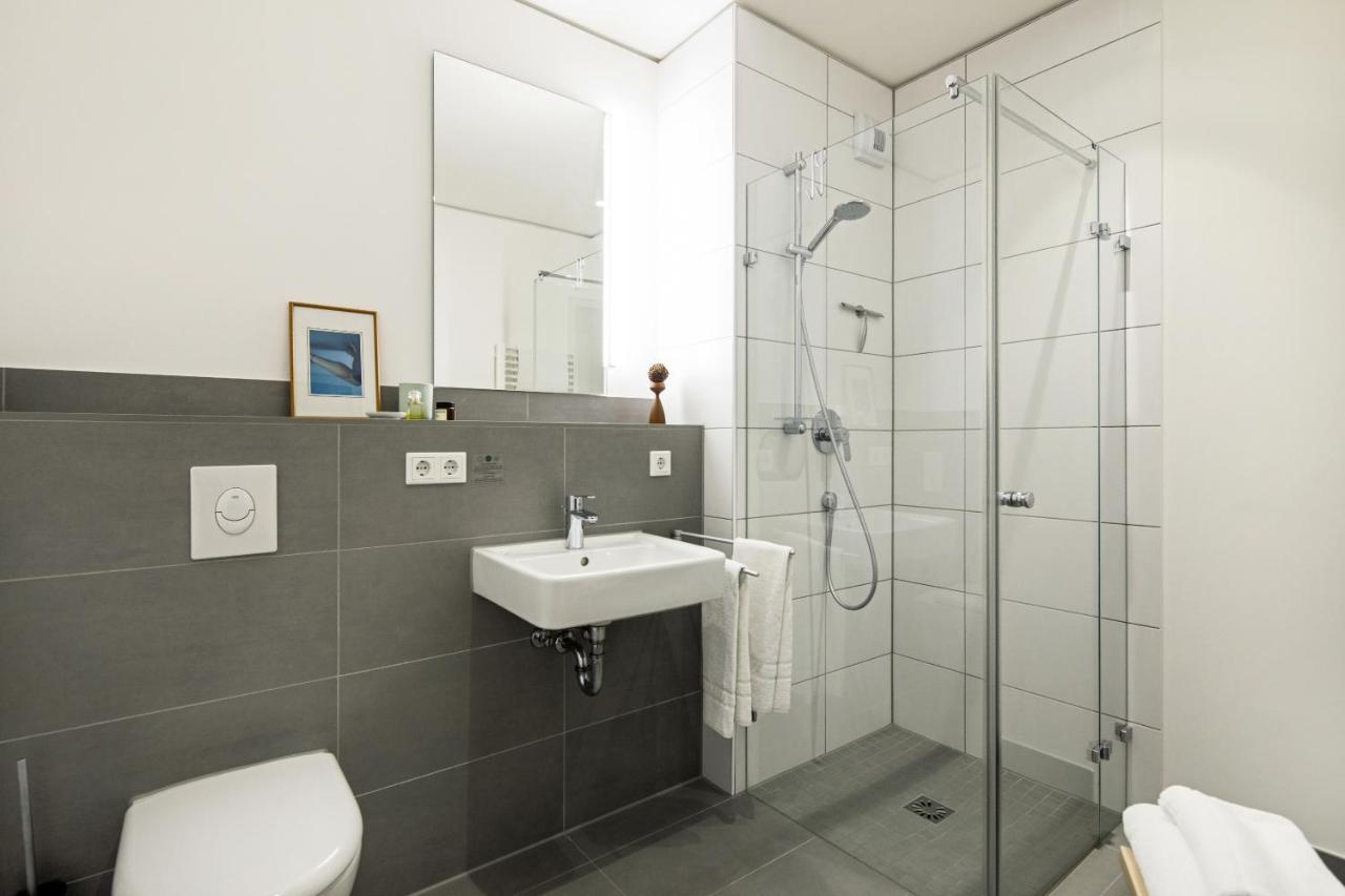 Comfort Doppelstudio mit Flussblick (180 cm Bett)