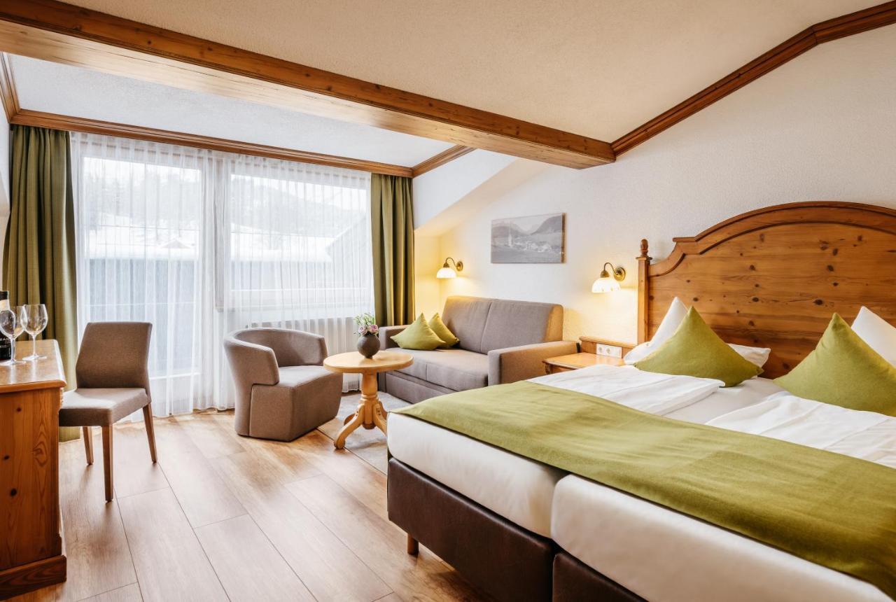 Double Room,728562817:JPEG