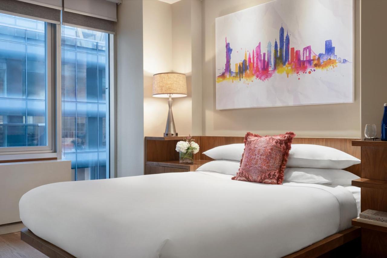 Zimmer Metro mit Kingsize-Bett