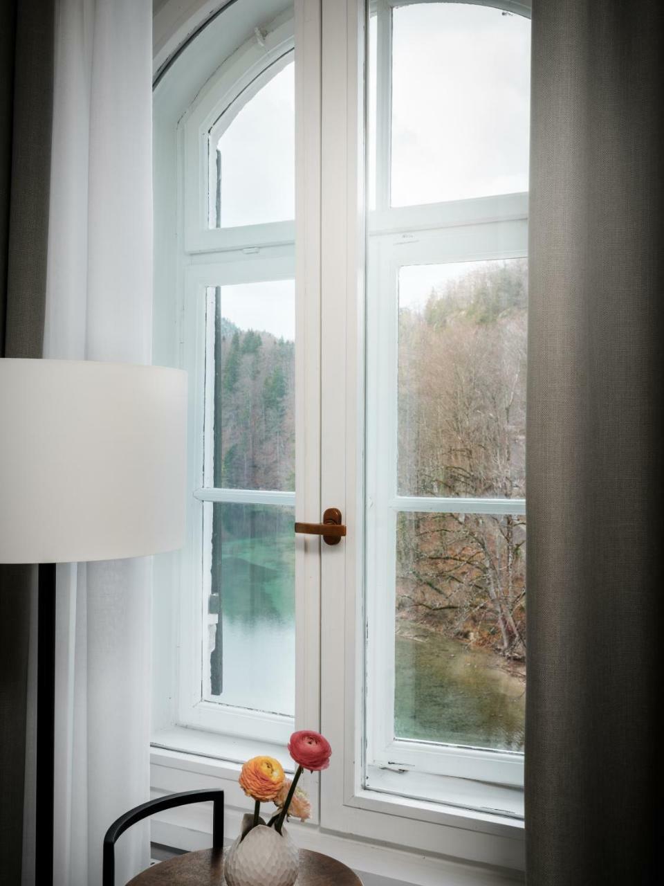 Deluxe Zimmer mit Seeblick - Alpenrose
