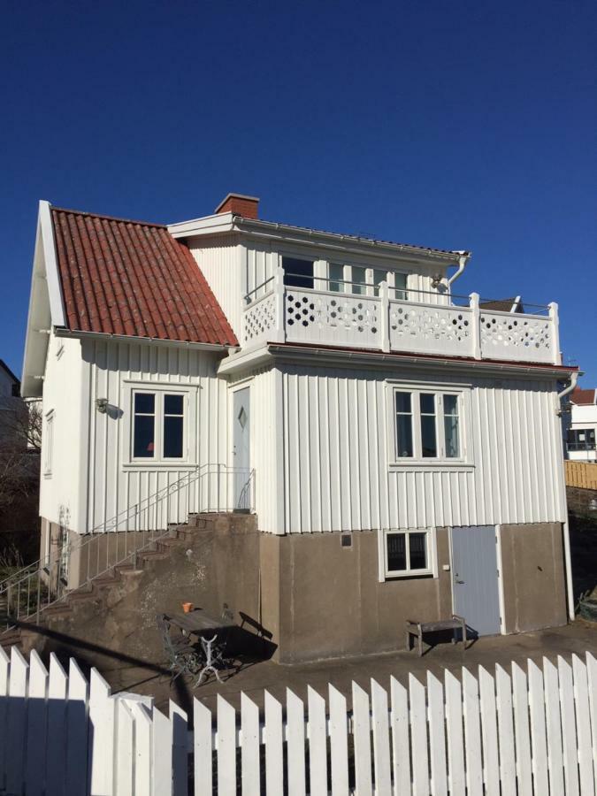 Apartment mit Balkon