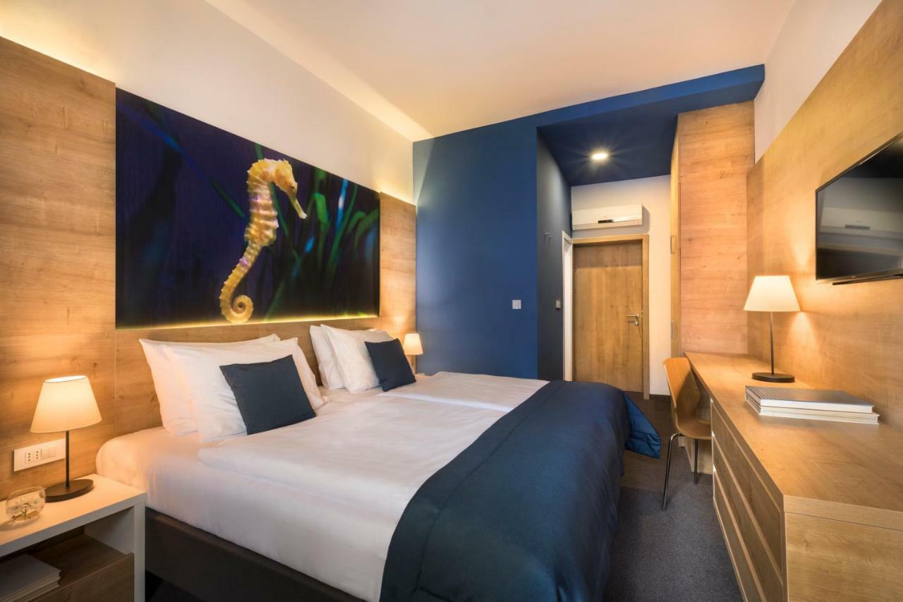Doppelzimmer mit Parkblick und Balkon
