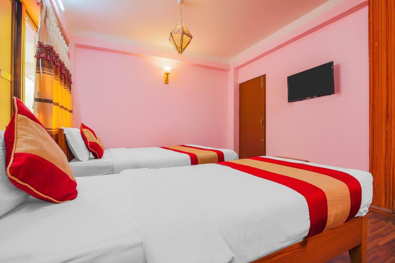 Zweibettzimmer mit eigenem Bad