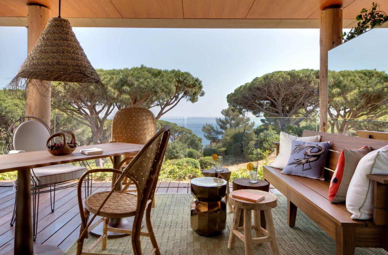 Suite mit Kingsize-Bett und Meerblick