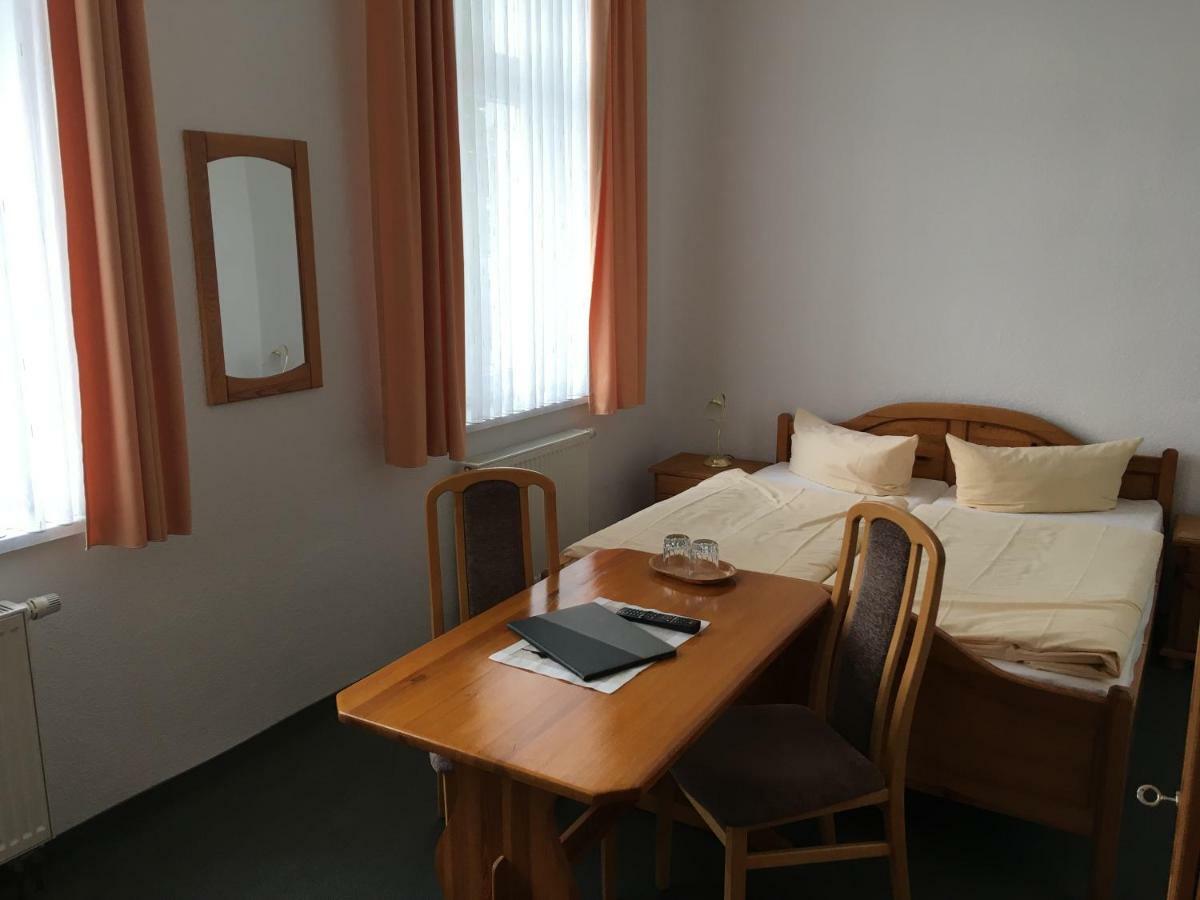 Doppelzimmer mit Seeblick