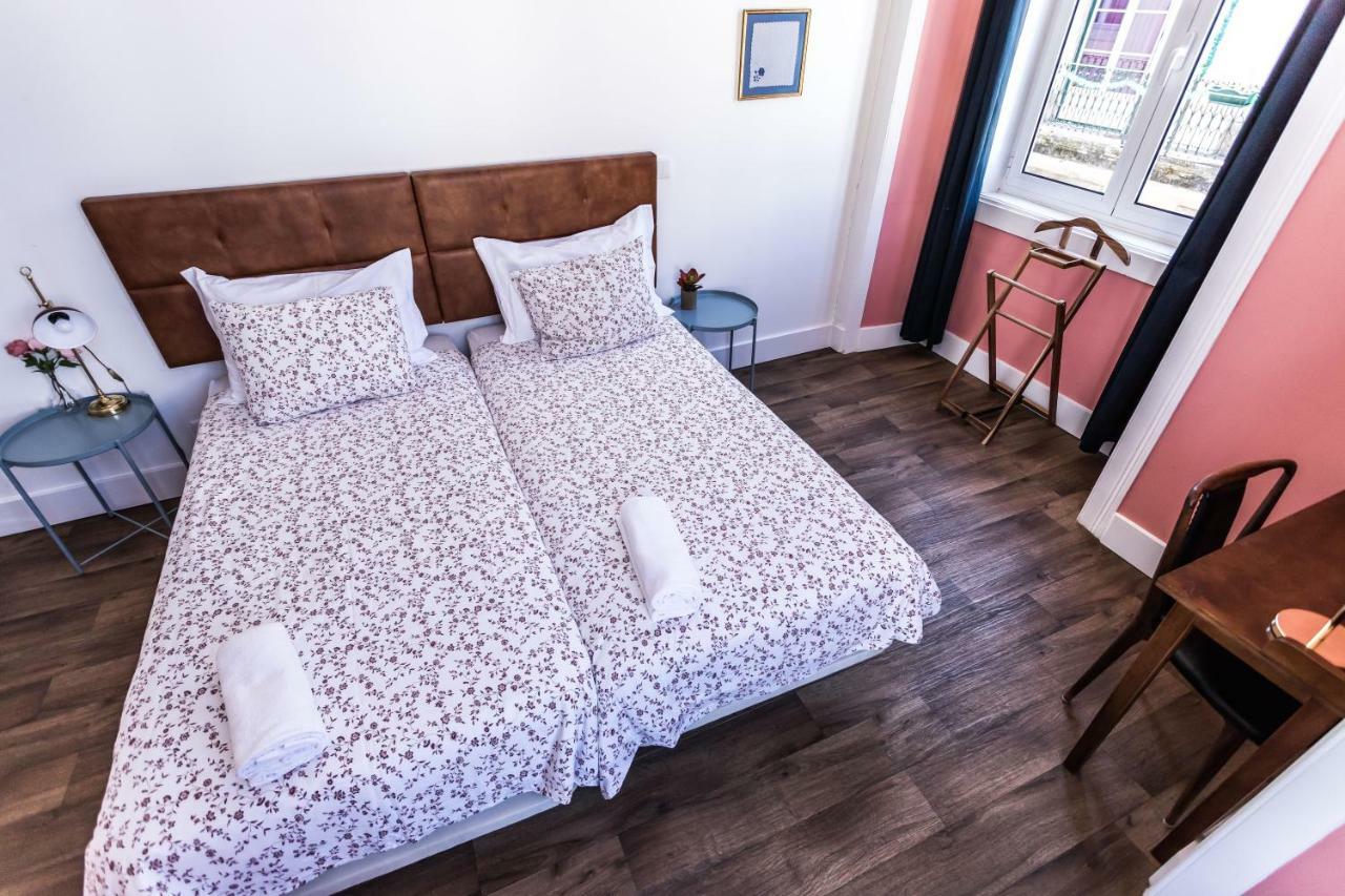 Superior Zweibettzimmer mit Balkon und Stadtblick