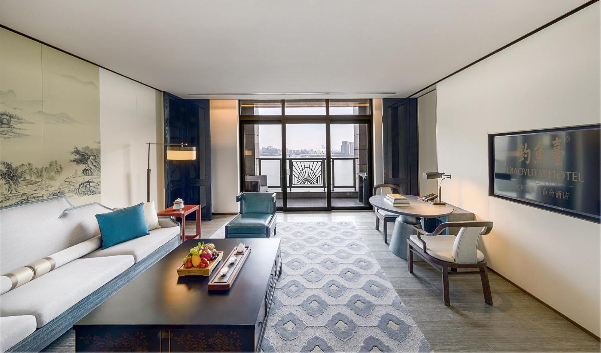 Executive Suite