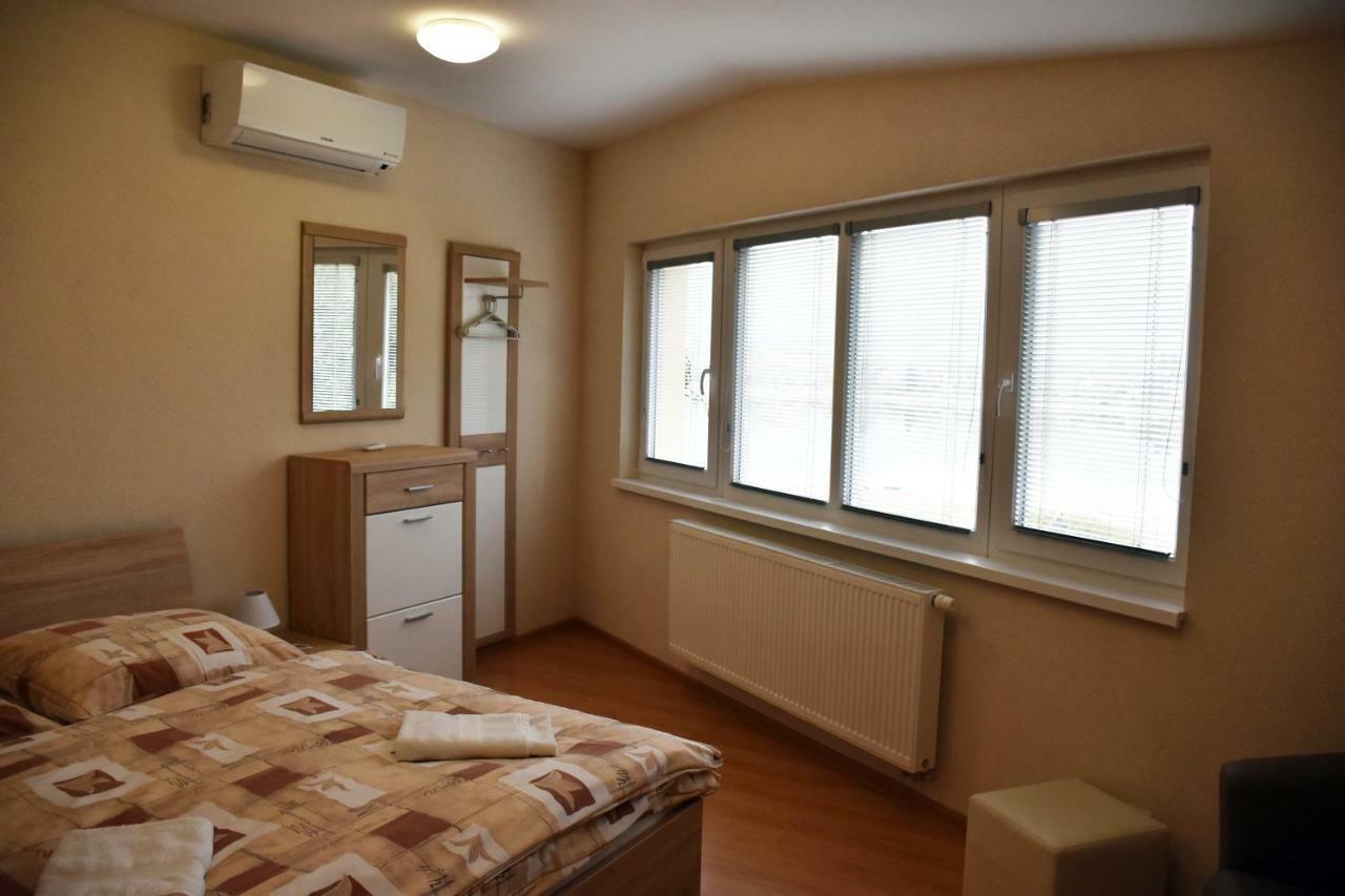 Comfort Dreibettzimmer mit Dusche