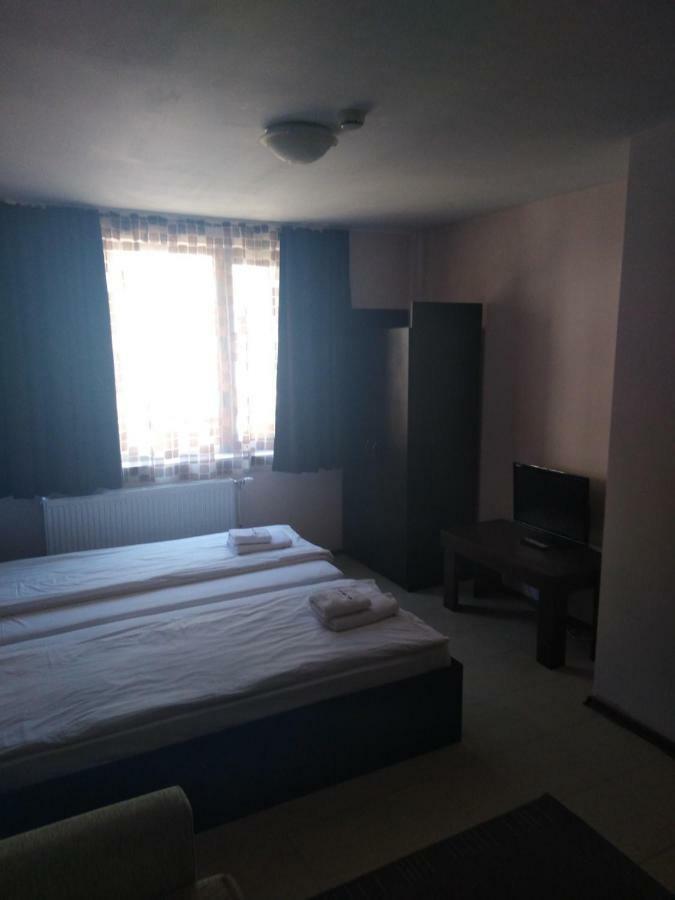 Basic Dreibettzimmer ohne Balkon