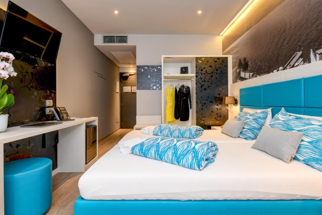 Standard Zweibettzimmer mit eingeschränktem Seeblick