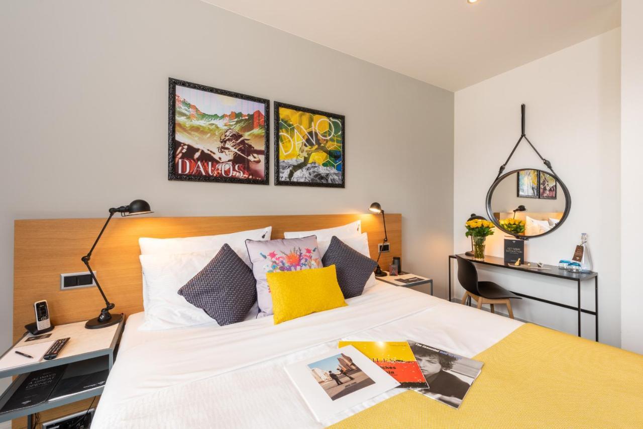 Deluxe Unterkunft Gold mit Kingsize-Bett