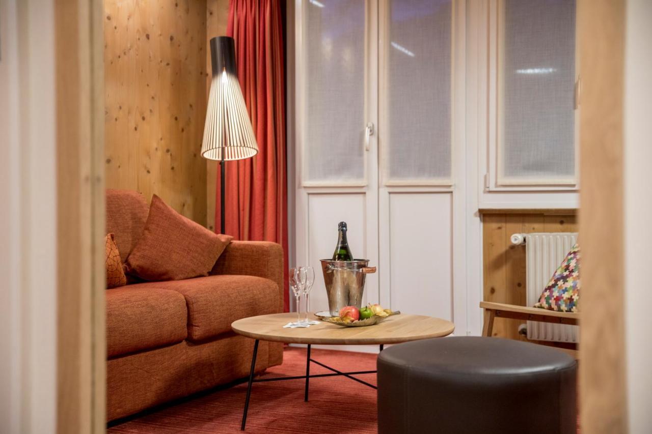 Deluxe Doppelzimmer mit Balkon und Blick auf den Eiger