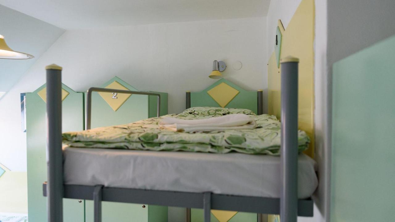 Bett im Frauenschlafsaal mit 4 Betten