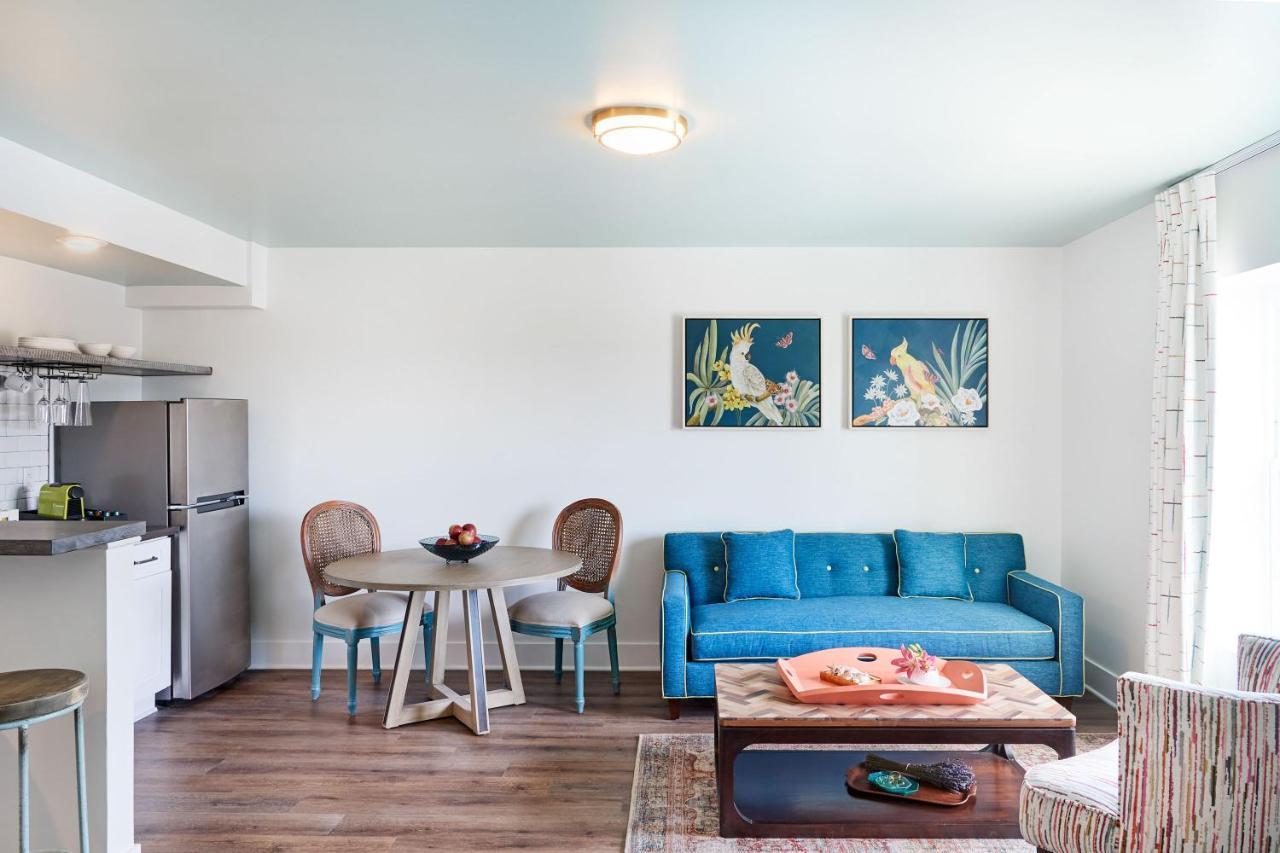 Suite mit Kingsize-Bett und Balkon