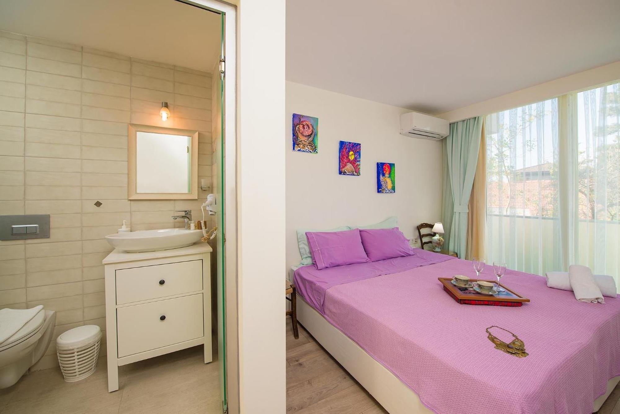 Doppelzimmer mit Balkon