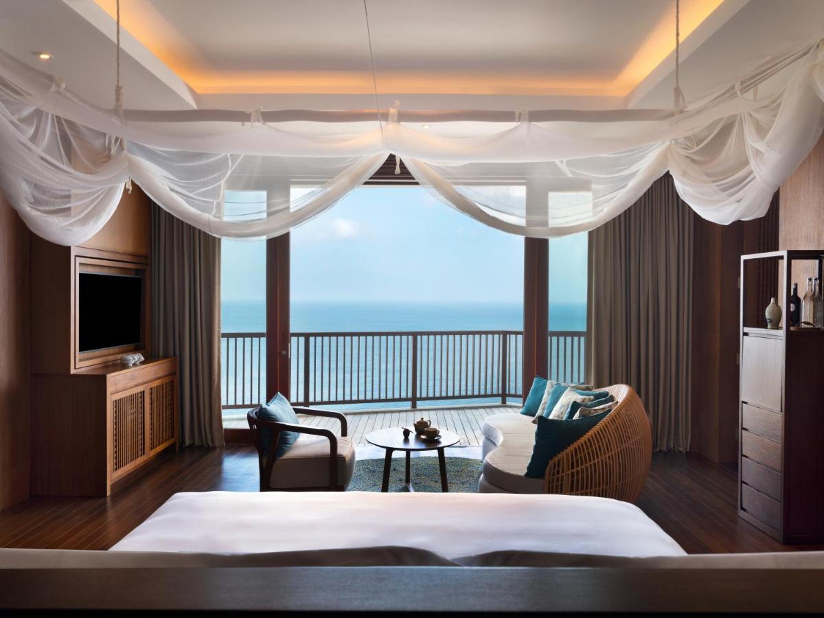 Präsidentenvilla Unterkunft mit 4 Schlafzimmern und direktem Blick auf die Klippen am Meer