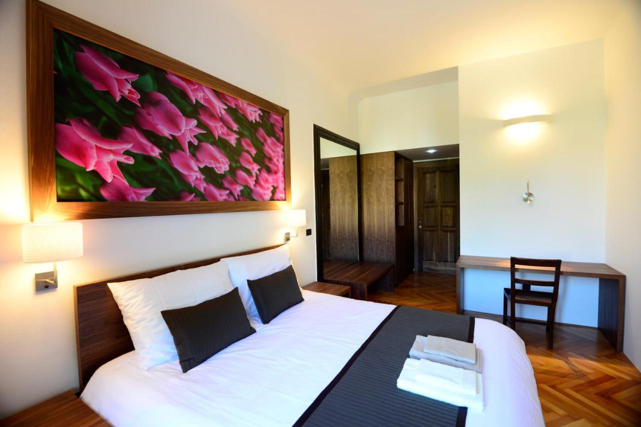 Doppelzimmer mit Flussblick