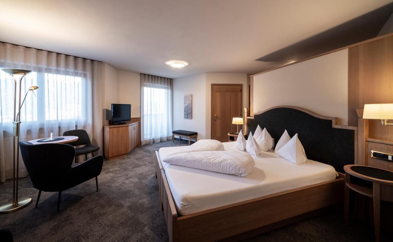 Doppelzimmer mit Balkon