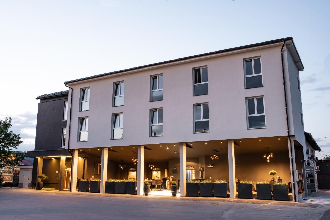 Deluxe Doppelzimmer mit Zustellbett