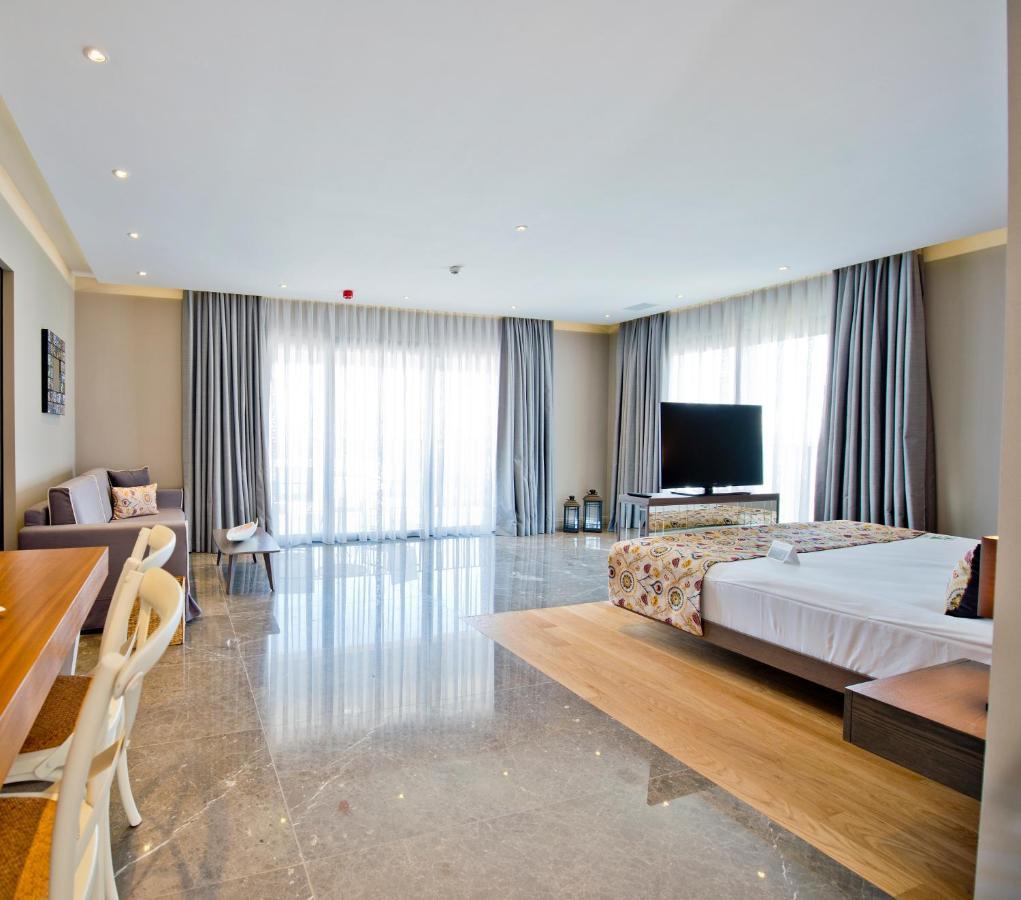 Premium Suite