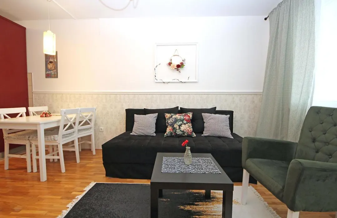 Mila - A Stylish Apartment Near Sarajevo Airport-1