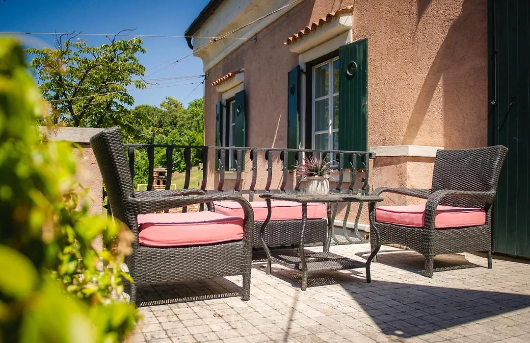 Villa Andor-1