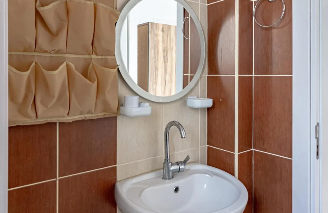 Beautiful One-Bedroom Apartment Lukomorye B6-1