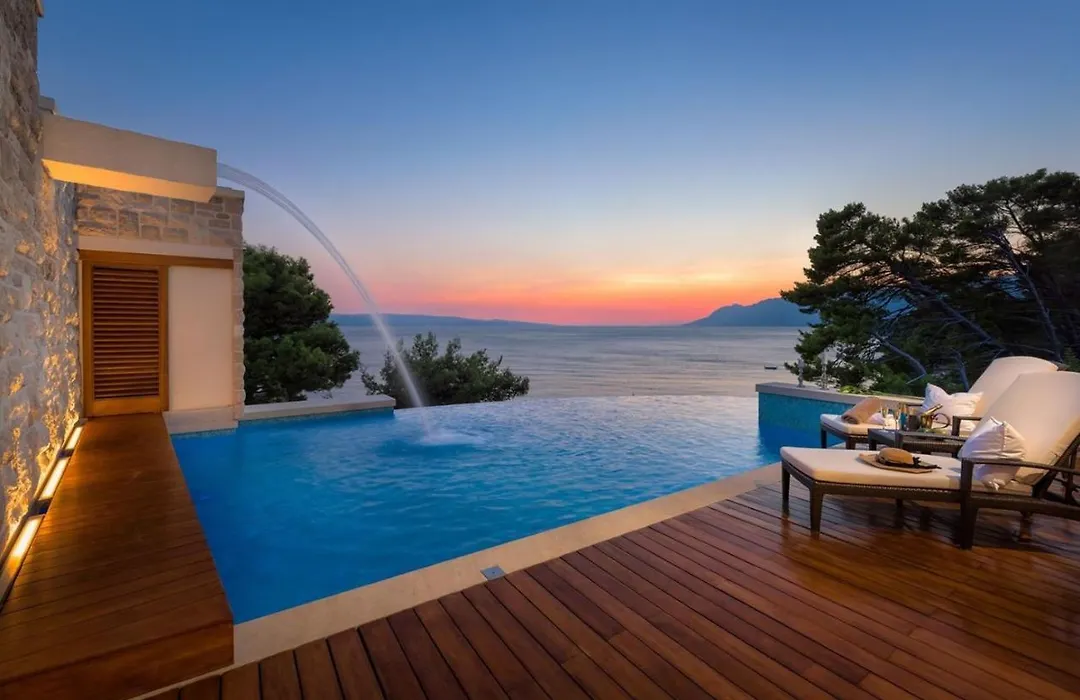 Luxury Seafront Villa Brela Pride With Heated Pool-1