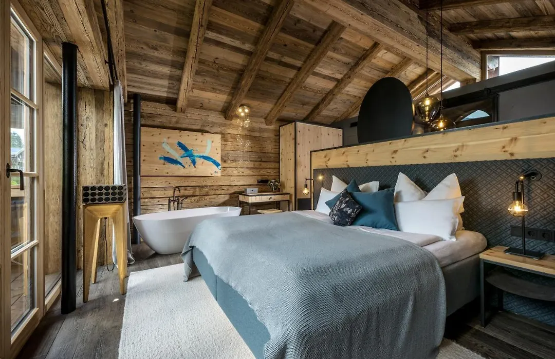 GipfelKreuzLiebe Senhoog Luxury Holiday Homes-1