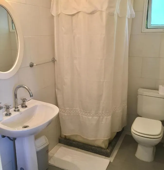 Apartamento Con Excelente Ubicacion Y Vista Al Rio Y Hermosa Piscina Super Disfrutable-1