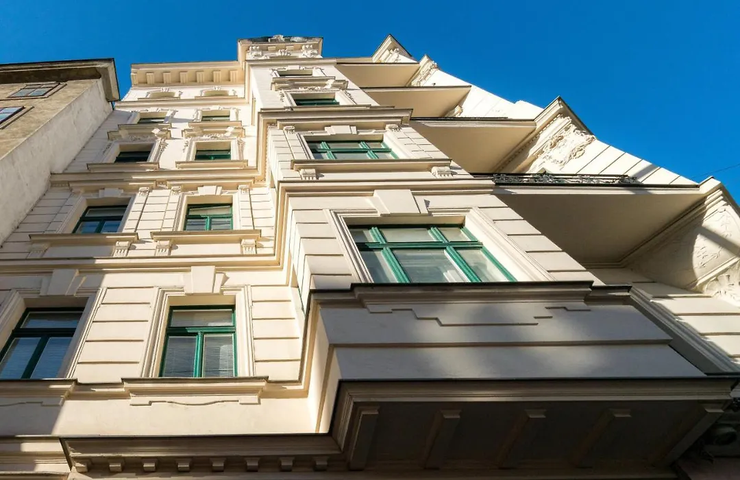 Vienna Residence, City Hall - Parliament-1