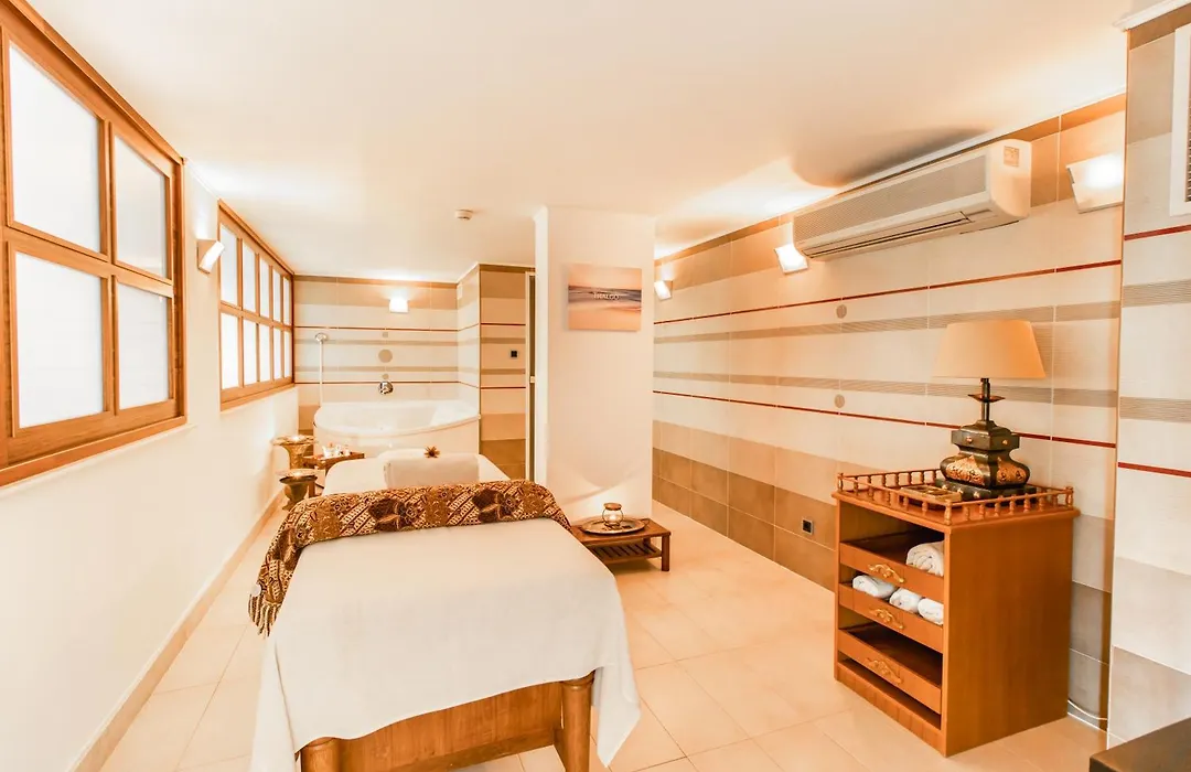 Emerald Beach Resort&Spa-1
