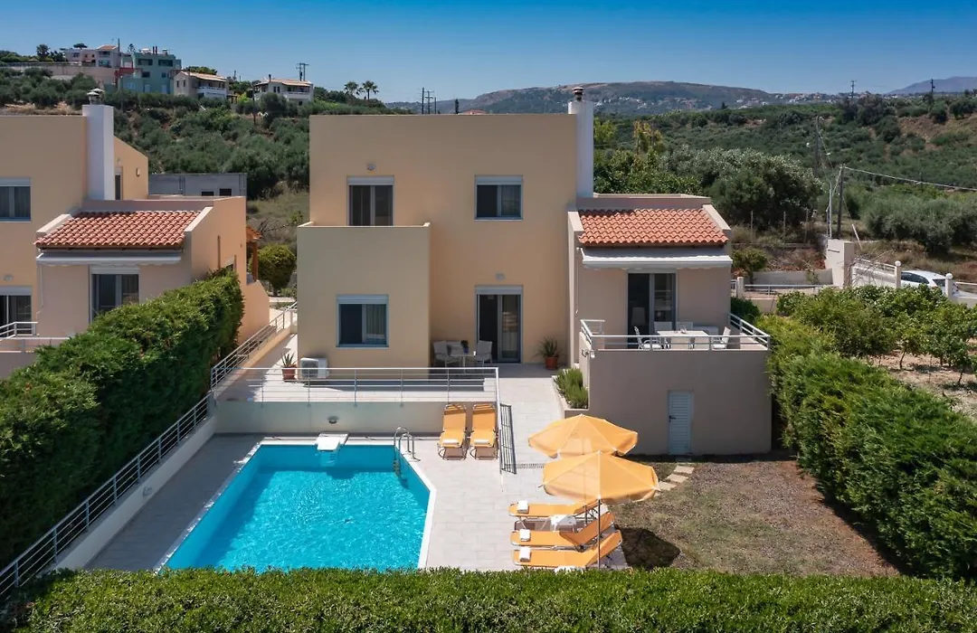 Yanni'S Villas-1