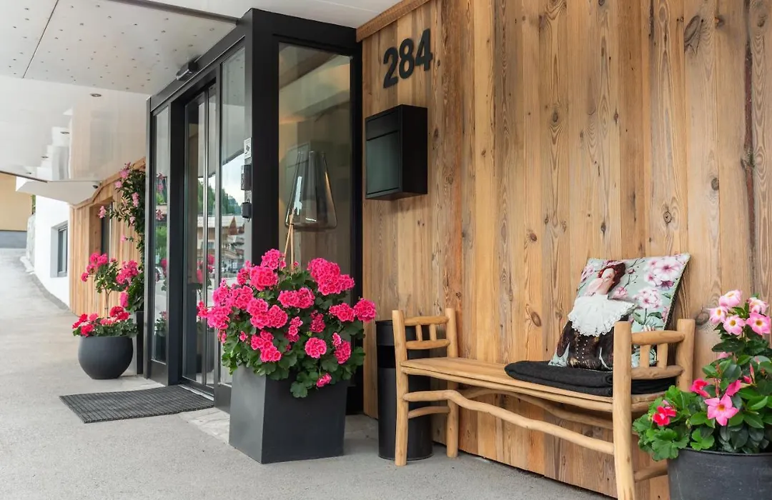 Boutique Hotel Anybody-1