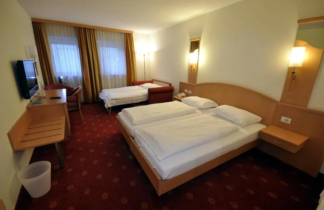 Cityhotel Tallero-1