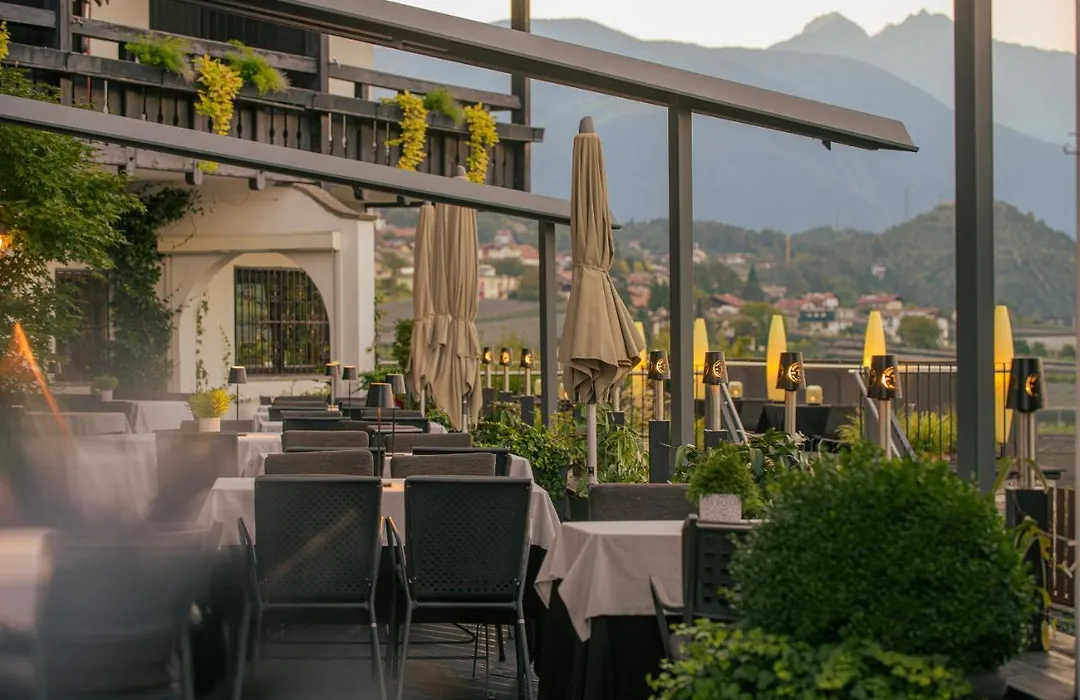 Hotel Tirolensis-1