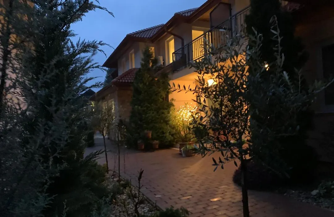 Andi Apartman-1