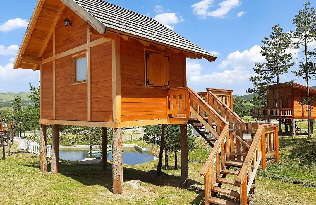El Paso City, Zlatibor - Unique Wooden Cottages, Treehouse, Wild West Rooms, Accommodation 1-6 People-1