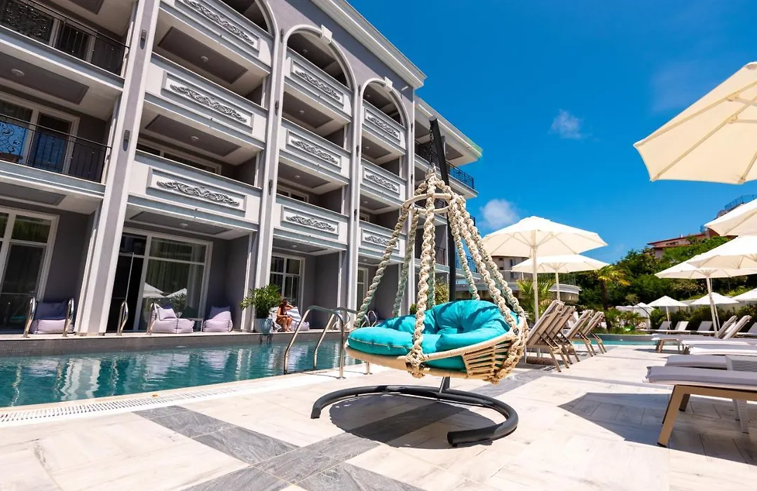Siena Premium Retreat-1