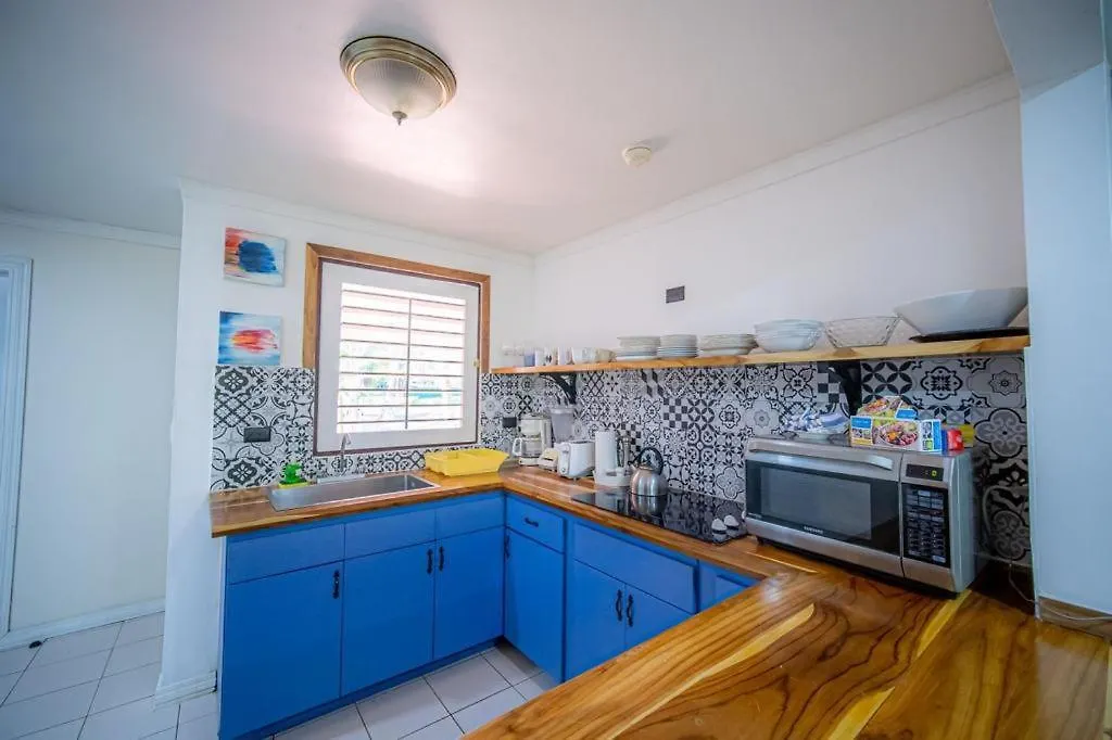 Lovely Condo Near Monkey Habitat And Beach-1