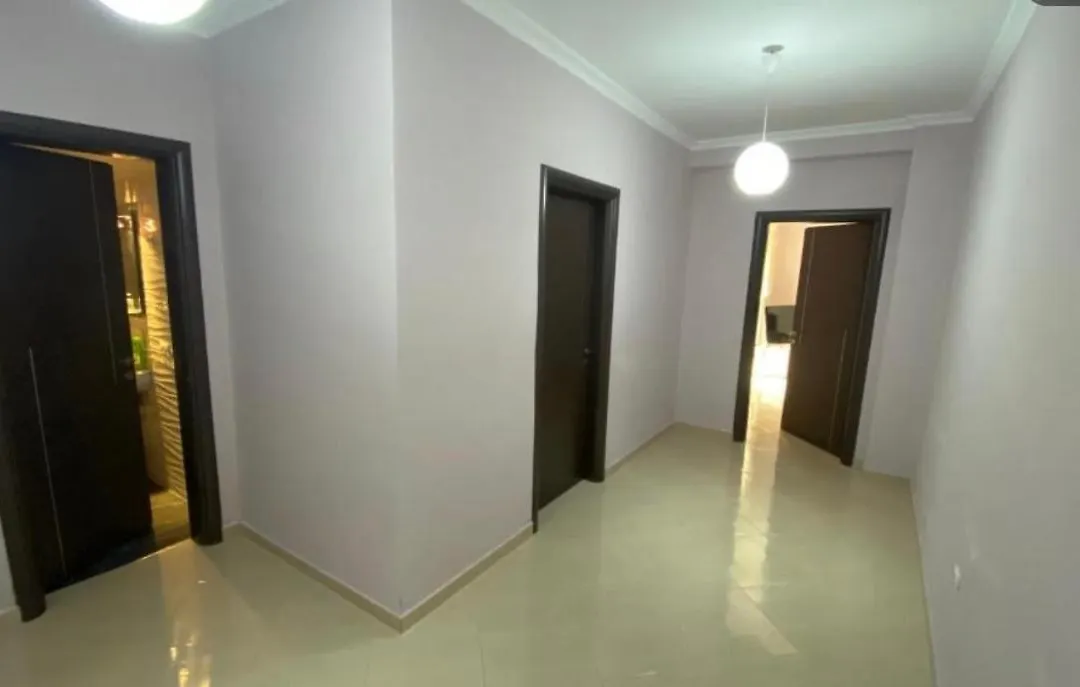 Ami Apartment-1
